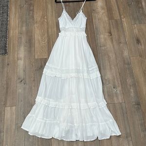 Brand: Morning Mist (Hello Molly) Size: Australia size 8. Color: White.